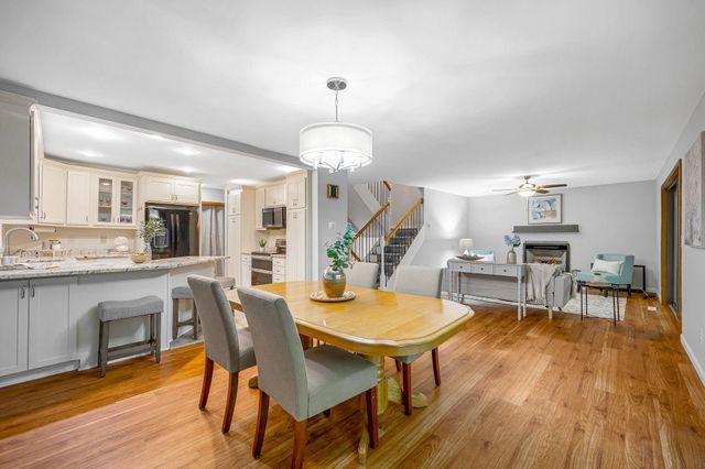 10 Shelly Drive, Pelham, NH 03076