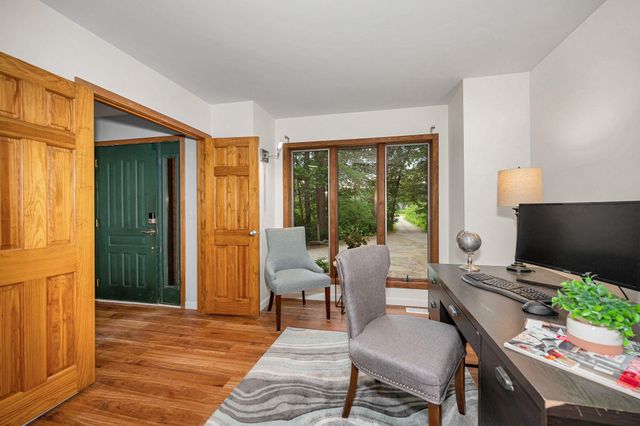 10 Shelly Drive, Pelham, NH 03076