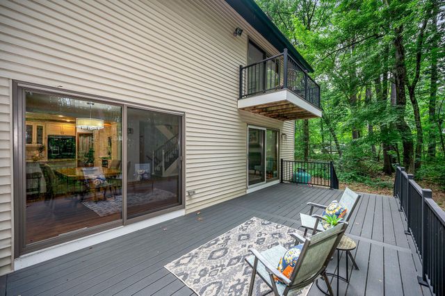 10 Shelly Drive, Pelham, NH 03076