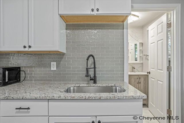 615 E 6TH ST, Cheyenne, WY 82007