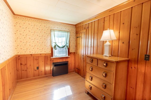 15 Hiller Ave, Fairhaven, MA 02719