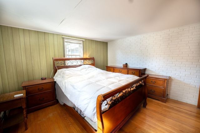 15 Hiller Ave, Fairhaven, MA 02719