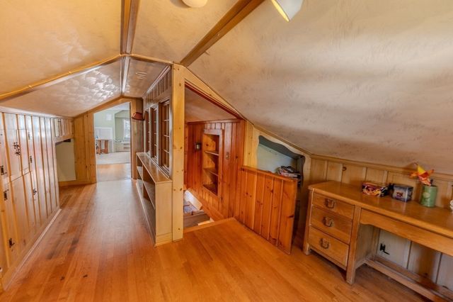 15 Hiller Ave, Fairhaven, MA 02719
