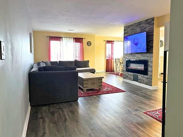 Address unavailable.