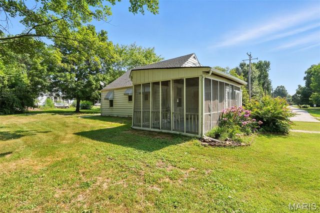 401 S Elm Avenue, Wright City, MO 63390