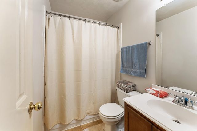 12619 Ashford River, Houston, TX 77072