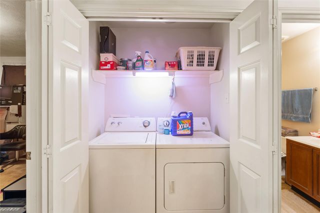 12619 Ashford River, Houston, TX 77072