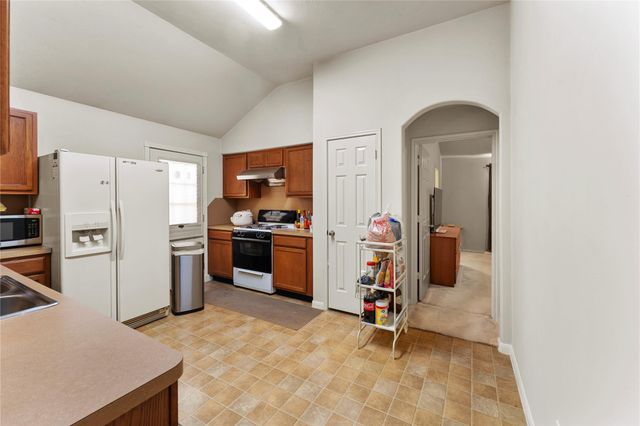 12619 Ashford River, Houston, TX 77072