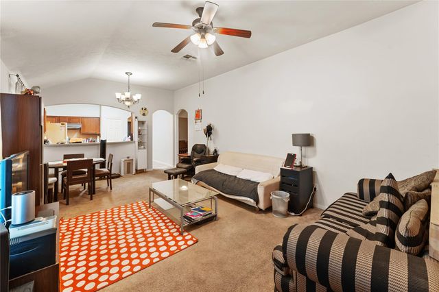 12619 Ashford River, Houston, TX 77072