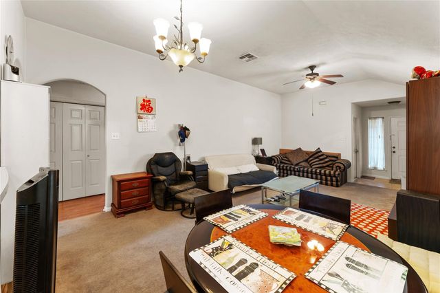 12619 Ashford River, Houston, TX 77072