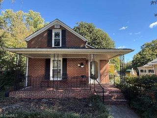 713 Montgomery Street, Reidsville, NC 27320