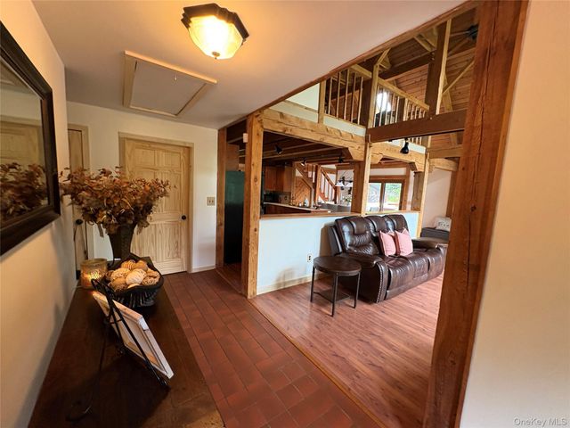 92 Twinshaven Road, Napanoch, NY 12458