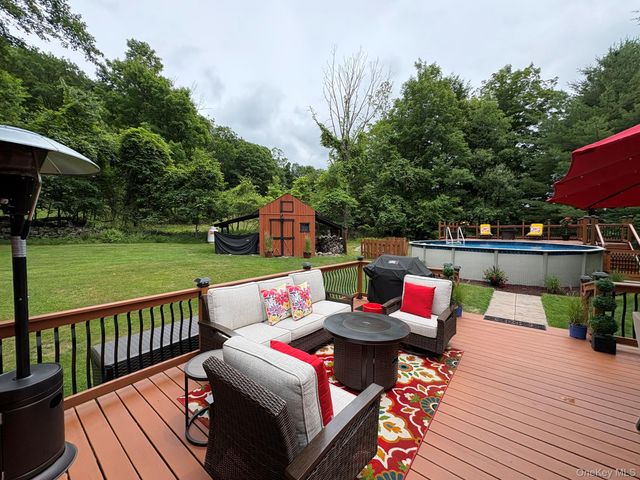 92 Twinshaven Road, Napanoch, NY 12458