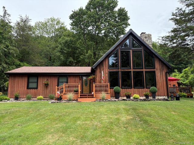 92 Twinshaven Road, Napanoch, NY 12458