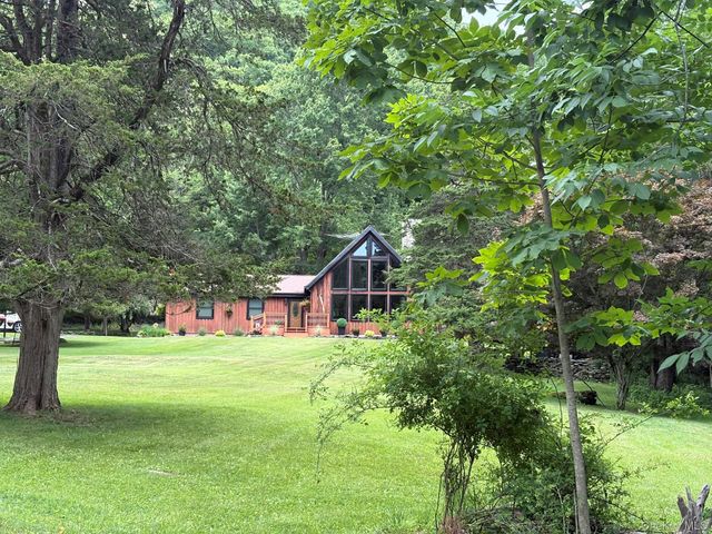 92 Twinshaven Road, Napanoch, NY 12458