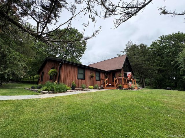 92 Twinshaven Road, Napanoch, NY 12458