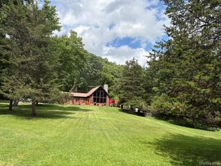 92 Twinshaven Road, Napanoch, NY 12458