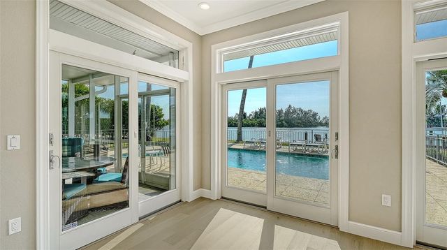 878 FREELING DRIVE, Sarasota, FL 34242