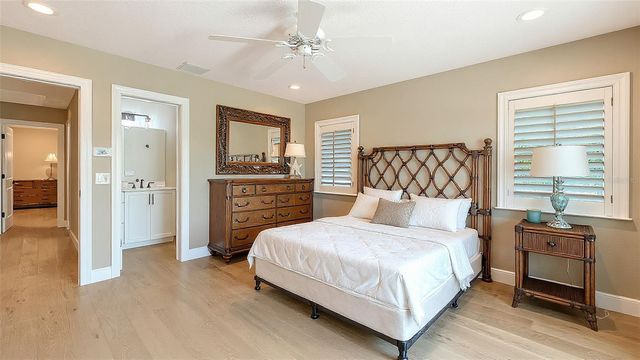 878 FREELING DRIVE, Sarasota, FL 34242