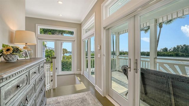 878 FREELING DRIVE, Sarasota, FL 34242