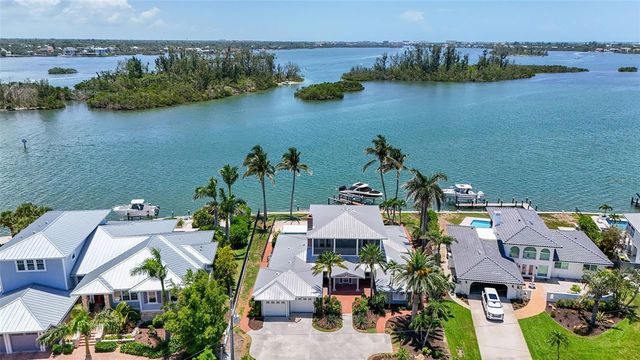 878 FREELING DRIVE, Sarasota, FL 34242