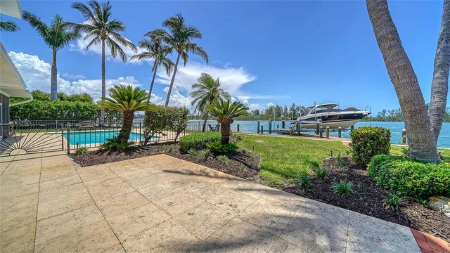 878 FREELING DRIVE, Sarasota, FL 34242