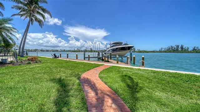 878 FREELING DRIVE, Sarasota, FL 34242