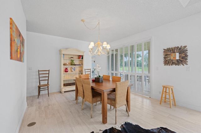 11875 Pebblewood Drive 201, Wellington, FL 33414