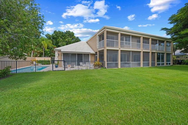 11875 Pebblewood Drive 201, Wellington, FL 33414