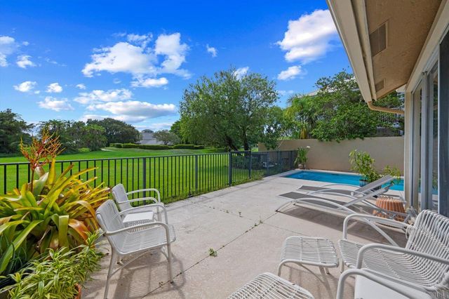 11875 Pebblewood Drive 201, Wellington, FL 33414