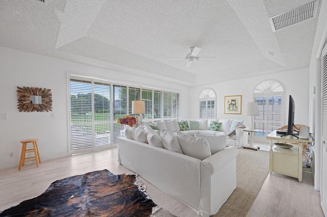 11875 Pebblewood Drive 201, Wellington, FL 33414
