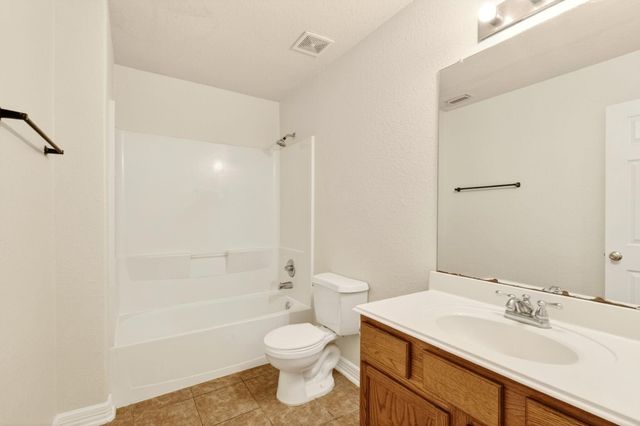 19647 Summerlin Drive, Katy, TX 77449