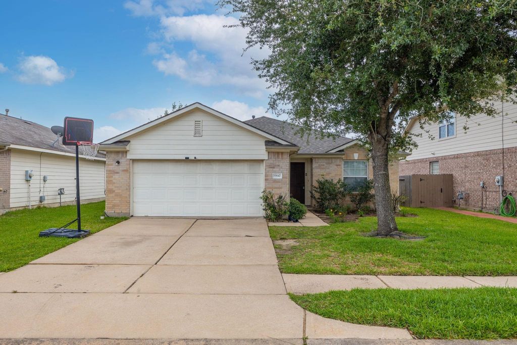 19647 Summerlin Drive, Katy, TX 77449
