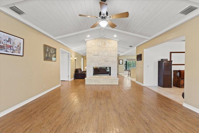 2350 NW 105th Terrace, Coral Springs, FL 33065