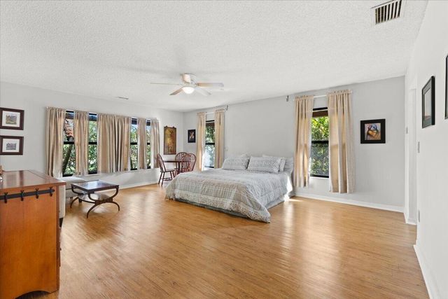 2350 NW 105th Terrace, Coral Springs, FL 33065