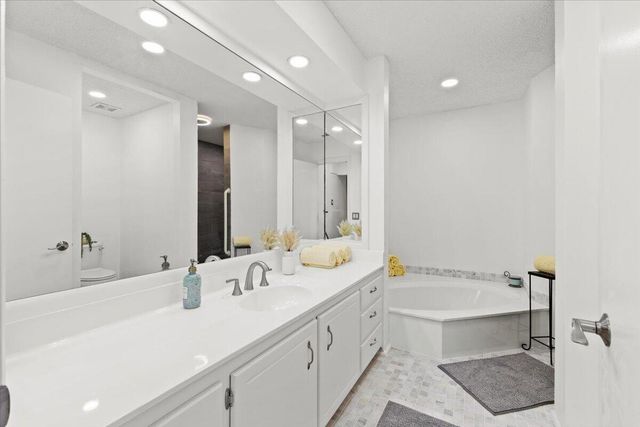 2350 NW 105th Terrace, Coral Springs, FL 33065