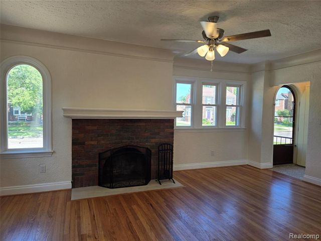 2239 22ND 22nd Street, Wyandotte, MI 48192