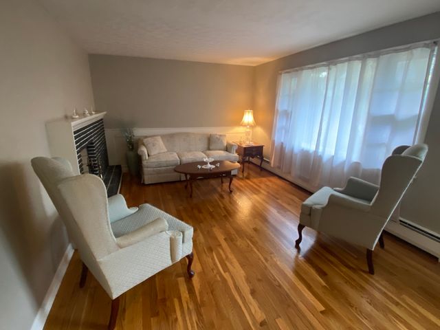 1 Pearl St, Auburn, MA 01501
