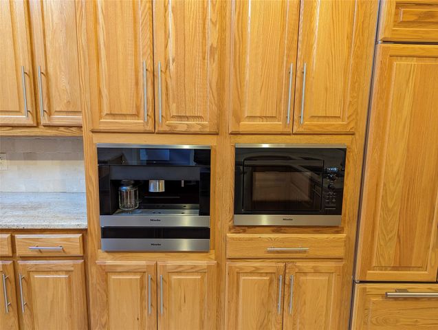 14769 Bedivere Court, Addison, TX 75254