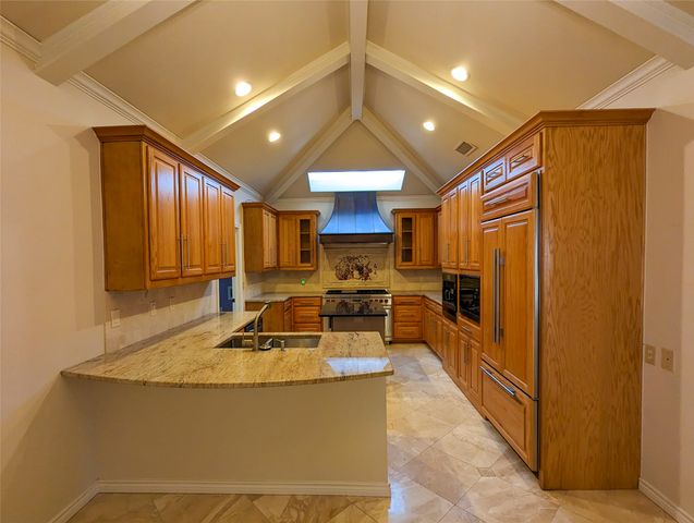 14769 Bedivere Court, Addison, TX 75254