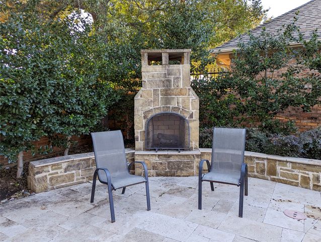 14769 Bedivere Court, Addison, TX 75254