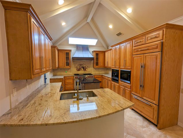 14769 Bedivere Court, Addison, TX 75254