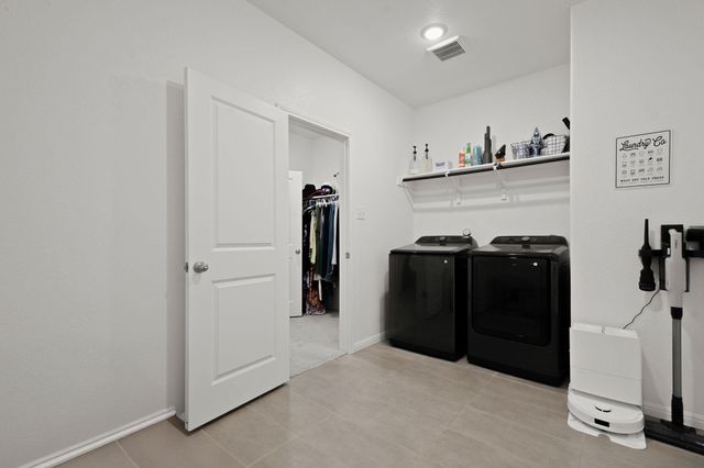13104 Ditka DR, Manchaca, TX 78652