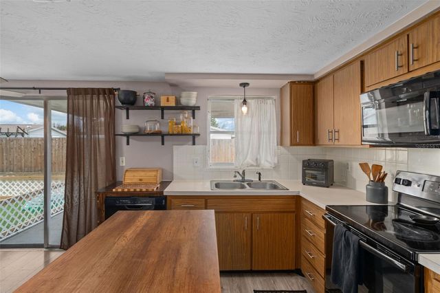 3748 REDWOOD DRIVE, Holiday, FL 34691