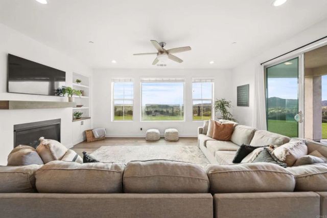 14546 Highcrest Court, Poway, CA 92064