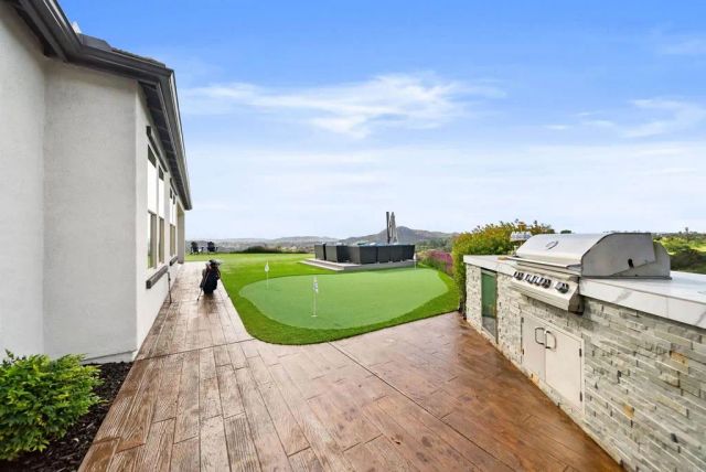 14546 Highcrest Court, Poway, CA 92064