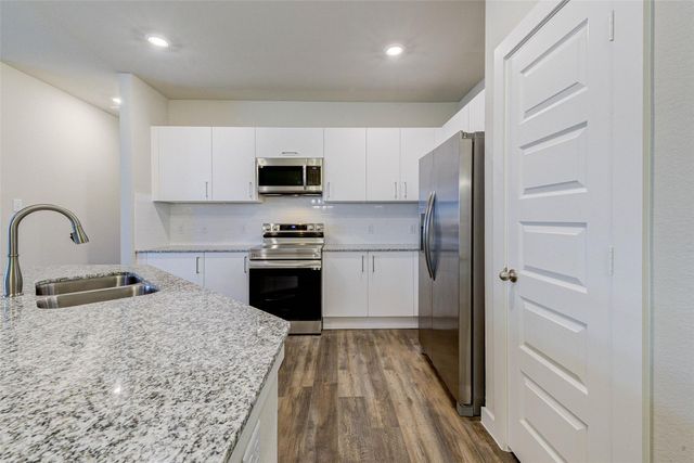 9848 Grosbeak, Magnolia, TX 77354