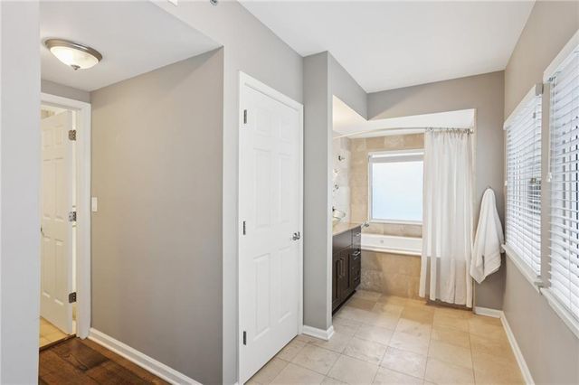275 13th Street NE 312, Atlanta, GA 30309