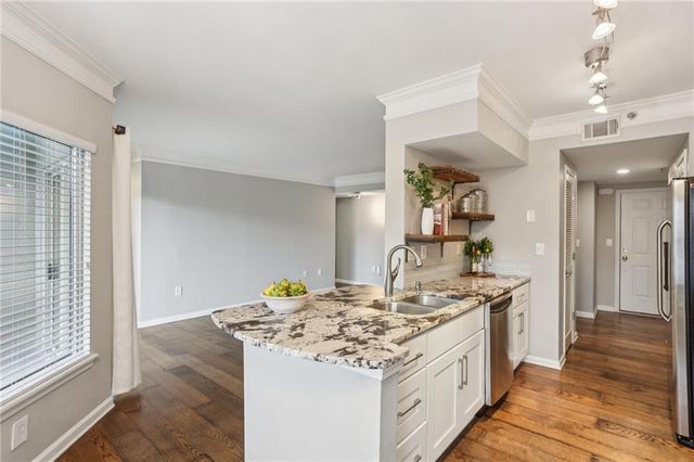 275 13th Street NE 312, Atlanta, GA 30309