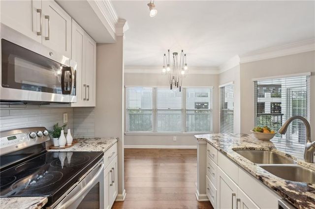 275 13th Street NE 312, Atlanta, GA 30309